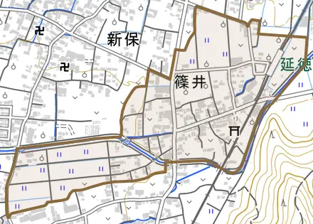 大字篠井とその周辺の地図。町の範囲を重ねている