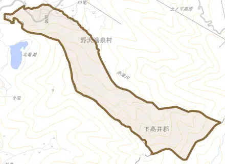 大字前坂とその周辺の地図。町の範囲を重ねている