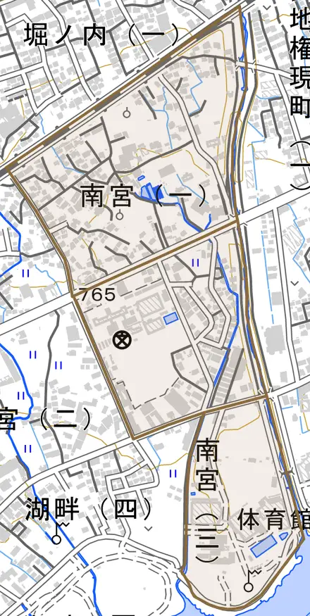 南宮とその周辺の地図。町の範囲を重ねている