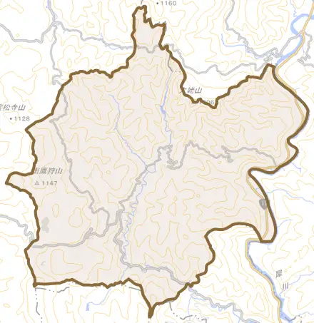 八坂とその周辺の地図。町の範囲を重ねている