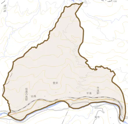大字豊栄とその周辺の地図。町の範囲を重ねている