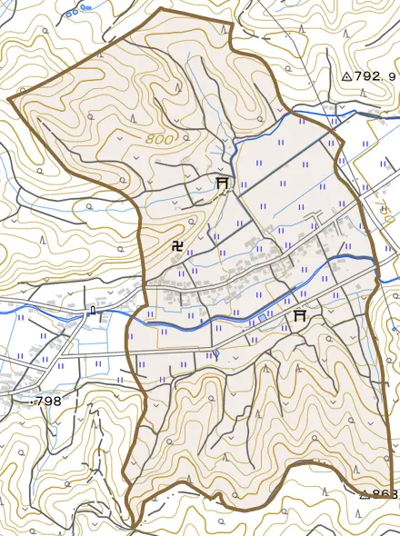 上小田切とその周辺の地図。町の範囲を重ねている