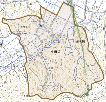 中小田切とその周辺の地図。町の範囲を重ねている