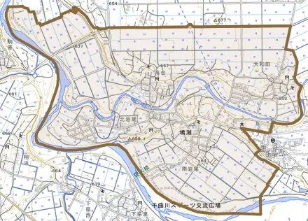 鳴瀬とその周辺の地図。町の範囲を重ねている