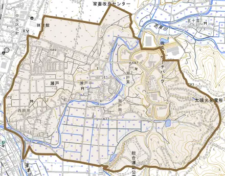 瀬戸とその周辺の地図。町の範囲を重ねている