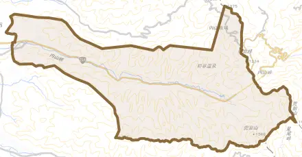 内山とその周辺の地図。町の範囲を重ねている