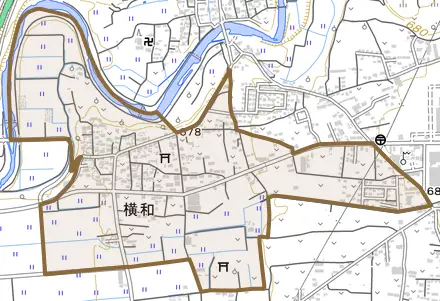 横和とその周辺の地図。町の範囲を重ねている
