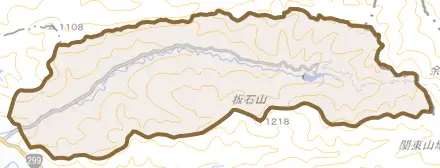 大字余地とその周辺の地図。町の範囲を重ねている
