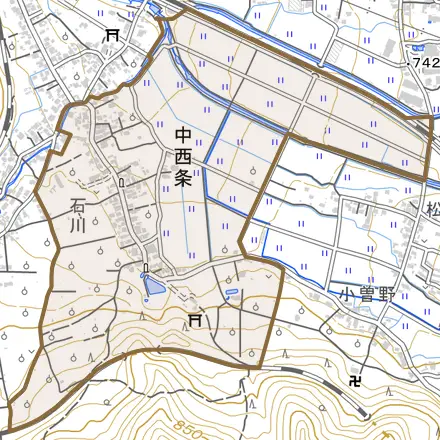 大字中西条とその周辺の地図。町の範囲を重ねている