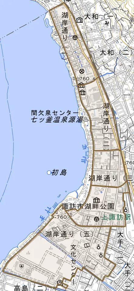 湖岸通りとその周辺の地図。町の範囲を重ねている