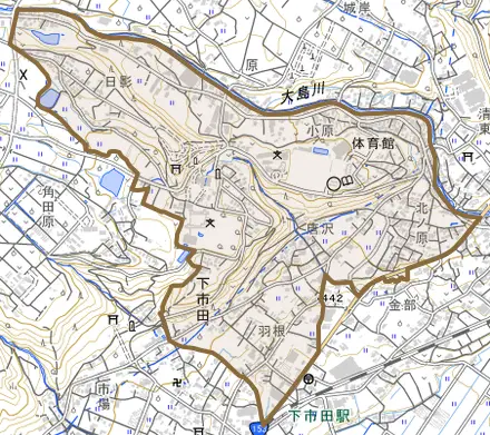 下市田とその周辺の地図。町の範囲を重ねている