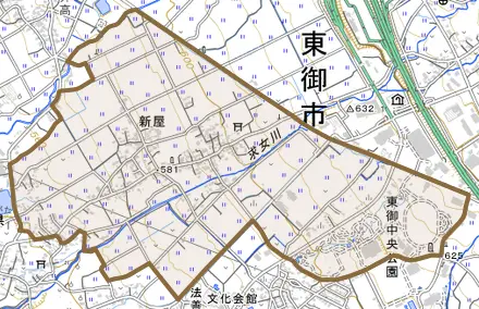 新屋とその周辺の地図。町の範囲を重ねている