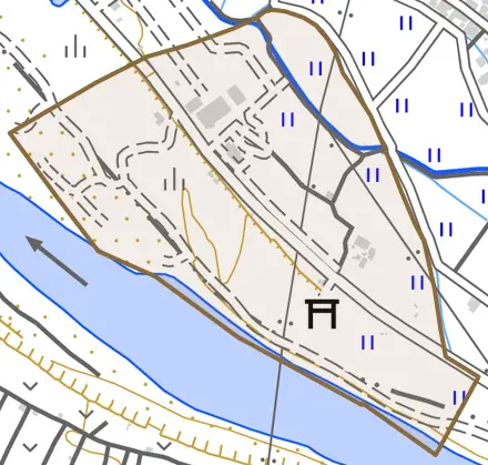 塩川とその周辺の地図。町の範囲を重ねている