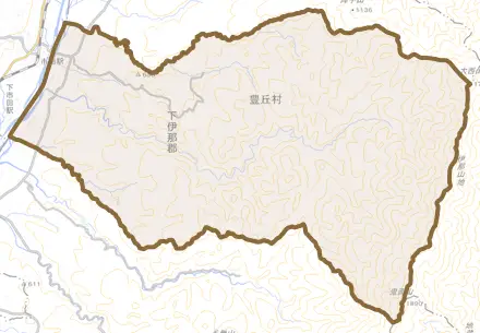 大字神稲とその周辺の地図。町の範囲を重ねている