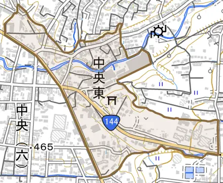 中央東とその周辺の地図。町の範囲を重ねている