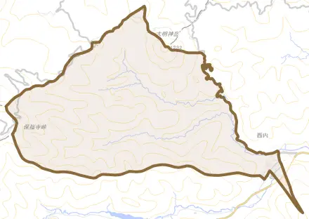 鹿教湯温泉とその周辺の地図。町の範囲を重ねている