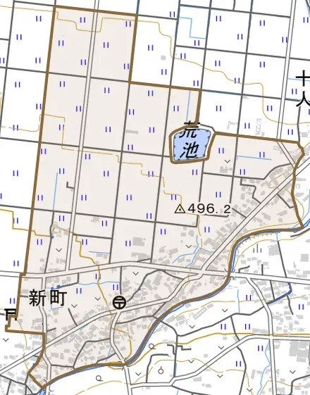 新町とその周辺の地図。町の範囲を重ねている