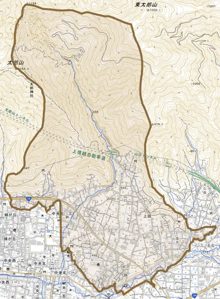 上田とその周辺の地図。町の範囲を重ねている