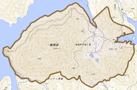 岐宿町戸岐ノ首とその周辺の地図。町の範囲を重ねている