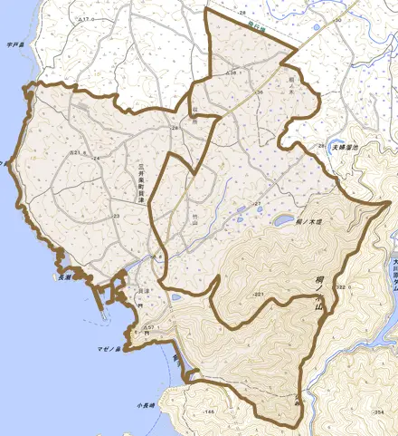 三井楽町貝津とその周辺の地図。町の範囲を重ねている