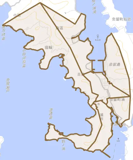 奈留町浦とその周辺の地図。町の範囲を重ねている