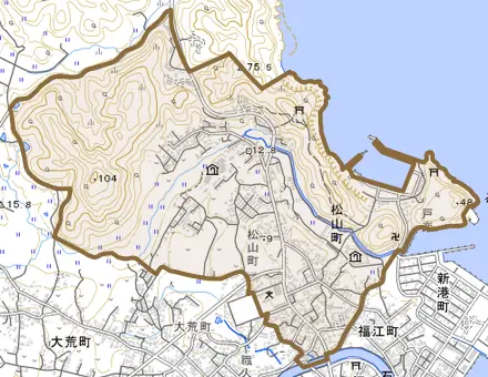 松山町とその周辺の地図。町の範囲を重ねている