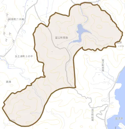 富江町繁敷とその周辺の地図。町の範囲を重ねている
