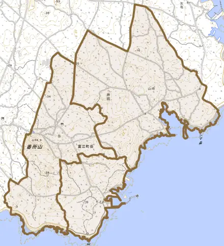 富江町岳とその周辺の地図。町の範囲を重ねている