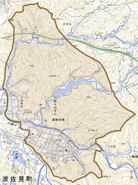 湯無田郷とその周辺の地図。町の範囲を重ねている