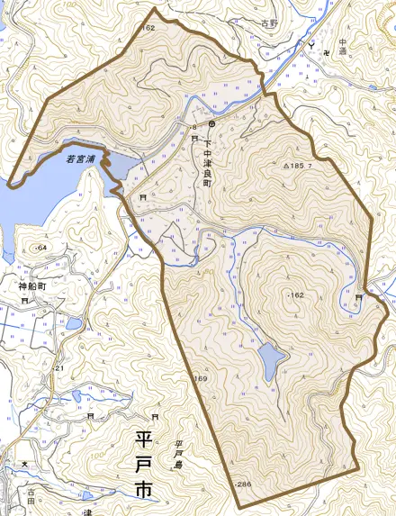 下中津良町とその周辺の地図。町の範囲を重ねている