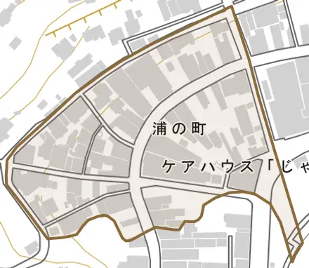 浦の町とその周辺の地図。町の範囲を重ねている