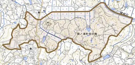 郷ノ浦町田中触とその周辺の地図。町の範囲を重ねている