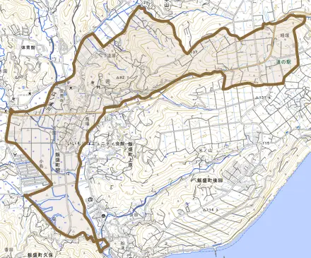 飯盛町開とその周辺の地図。町の範囲を重ねている