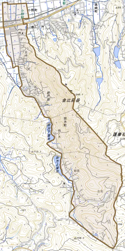宗方町とその周辺の地図。町の範囲を重ねている