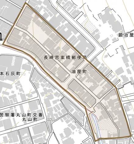 油屋町とその周辺の地図。町の範囲を重ねている