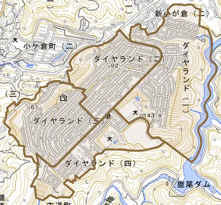 ダイヤランドとその周辺の地図。町の範囲を重ねている