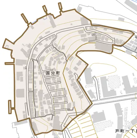 国分町とその周辺の地図。町の範囲を重ねている