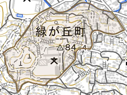 緑が丘町とその周辺の地図。町の範囲を重ねている