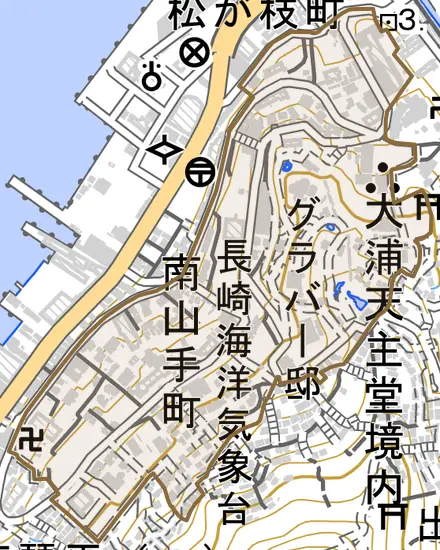 南山手町とその周辺の地図。町の範囲を重ねている