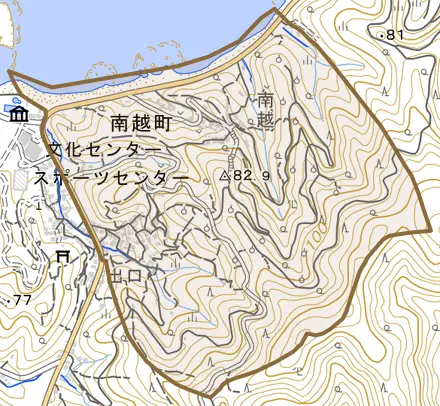 南越町とその周辺の地図。町の範囲を重ねている