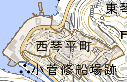 西琴平町とその周辺の地図。町の範囲を重ねている
