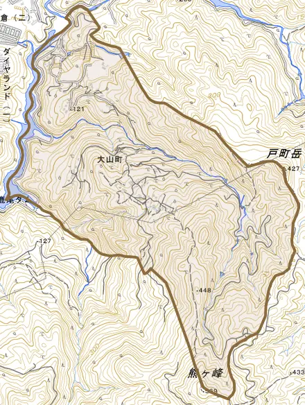 大山町とその周辺の地図。町の範囲を重ねている