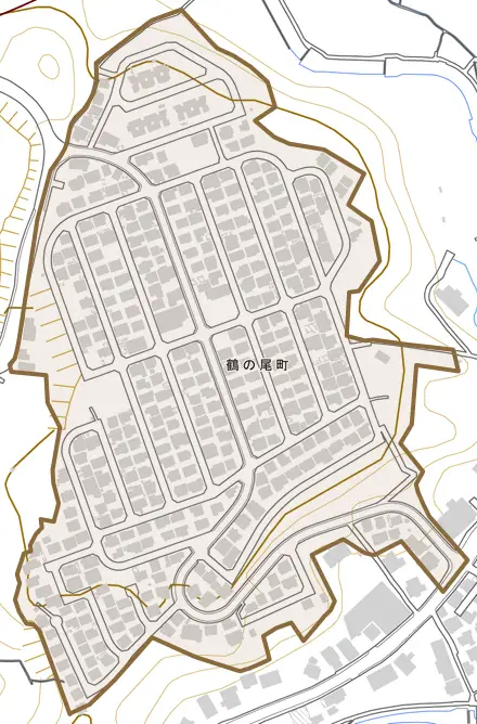 鶴の尾町とその周辺の地図。町の範囲を重ねている