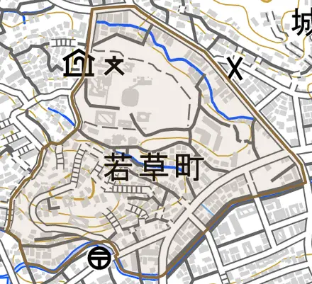 若草町とその周辺の地図。町の範囲を重ねている