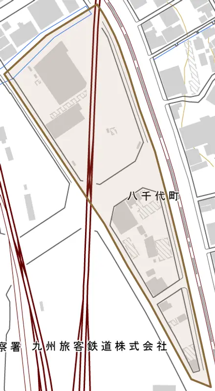 八千代町とその周辺の地図。町の範囲を重ねている
