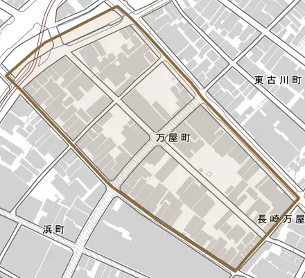 万屋町とその周辺の地図。町の範囲を重ねている