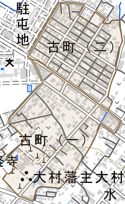 古町とその周辺の地図。町の範囲を重ねている
