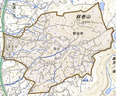 野岳町とその周辺の地図。町の範囲を重ねている