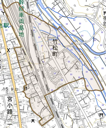 竹松町とその周辺の地図。町の範囲を重ねている