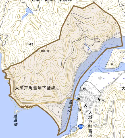 大瀬戸町雪浦下釜郷とその周辺の地図。町の範囲を重ねている